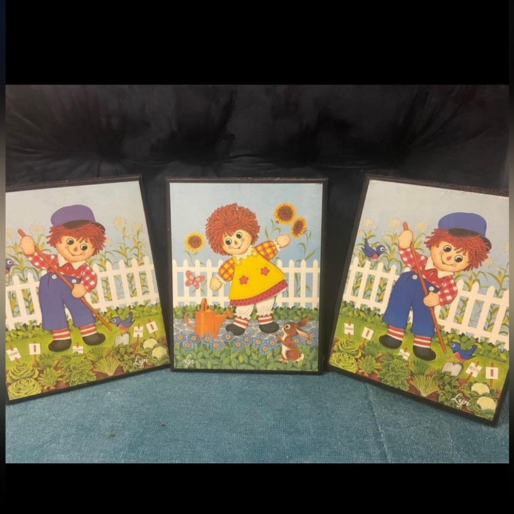 Vintage RAGGEDY ANN & ANDY set of 3 Wall Pictures